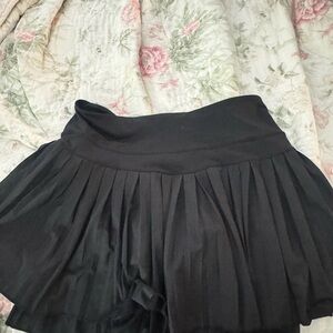 Women's Black Pleated Skort with Wide Waistband